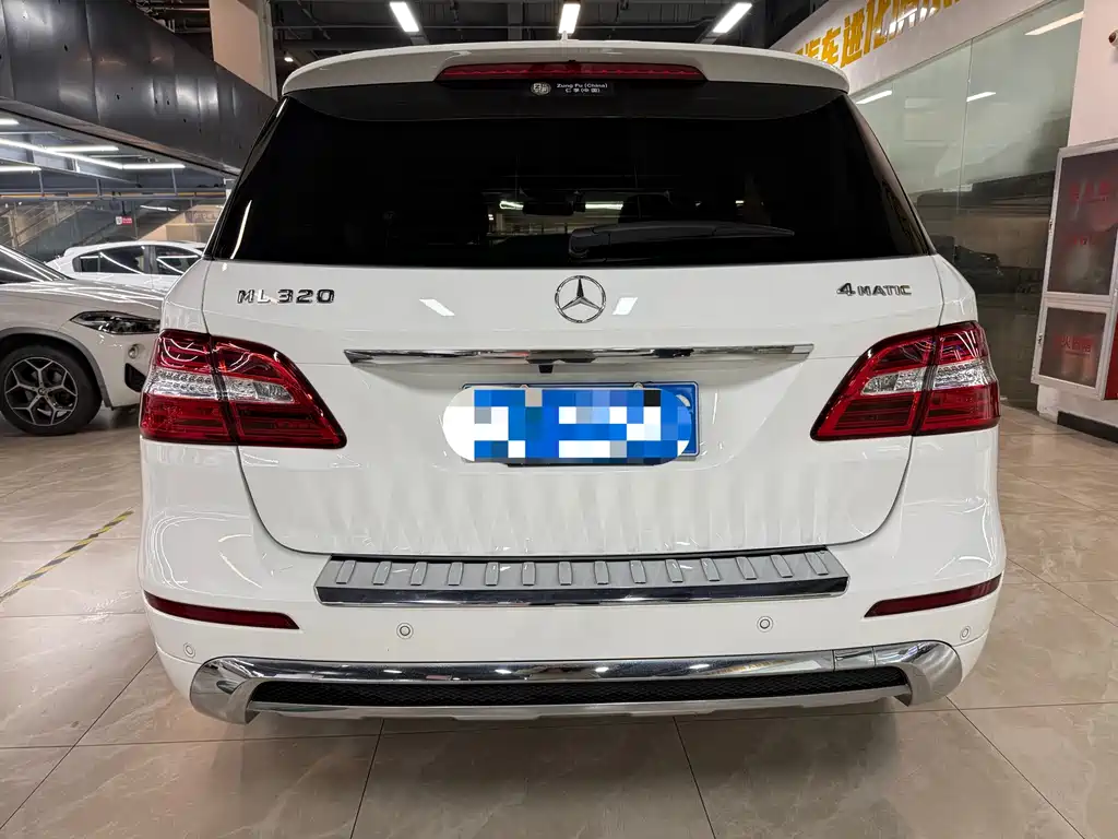 Mercedes-Benz M-Class 2015 — фото 9