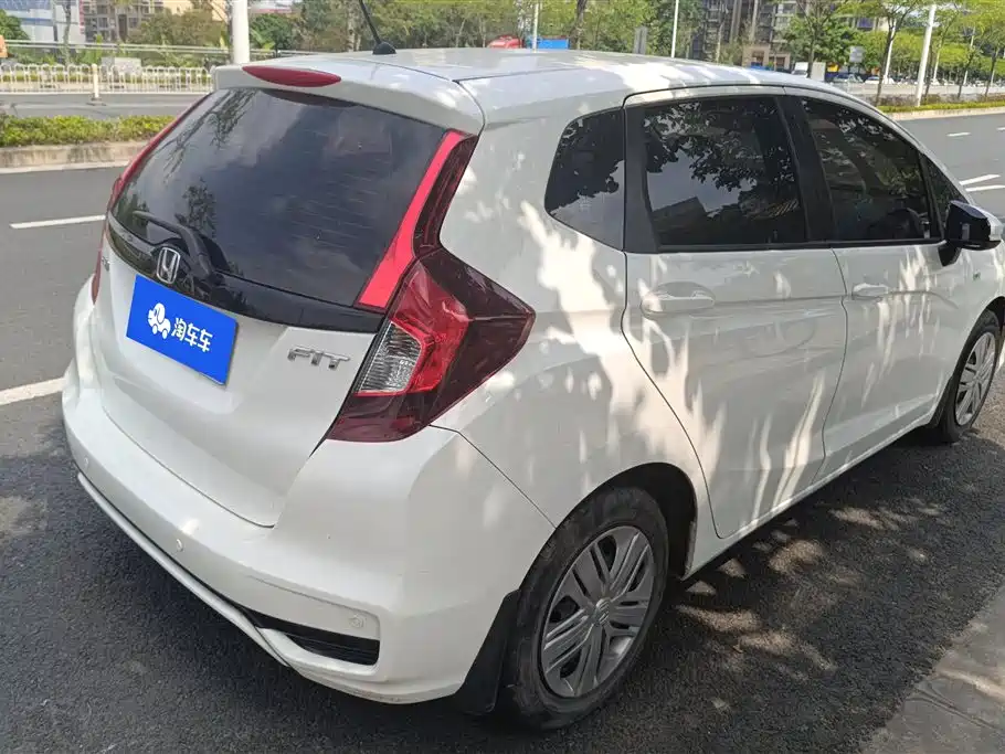 Honda Fit 2020 — фото 3