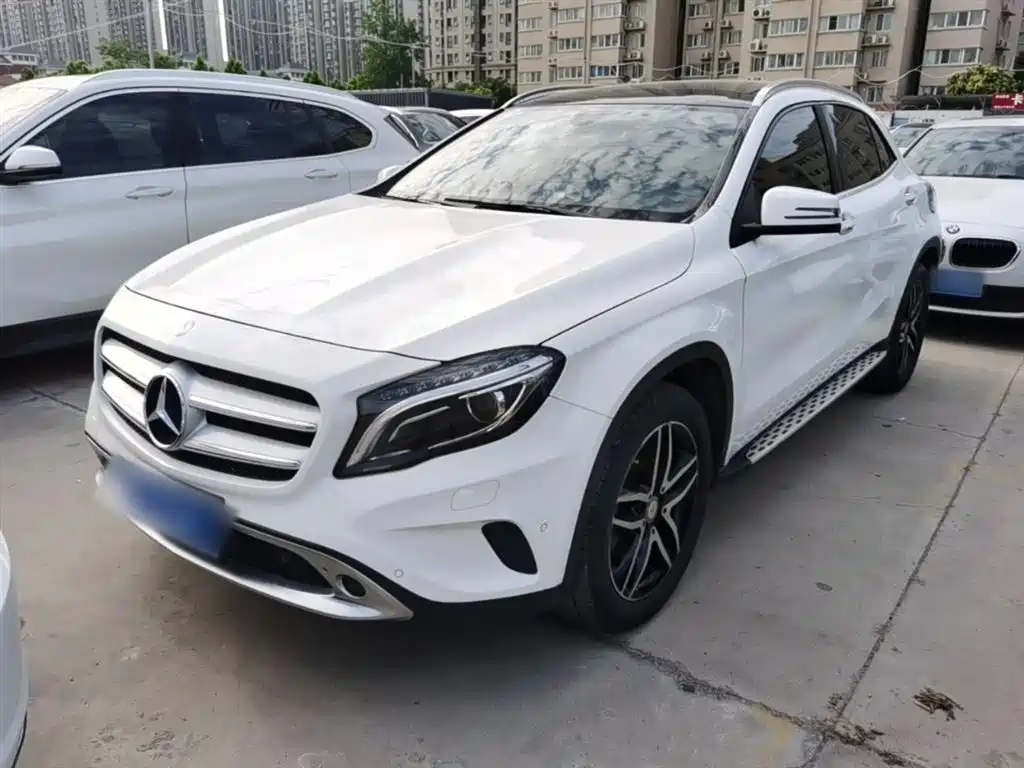 Mercedes-Benz GLA 2015 — фото 2