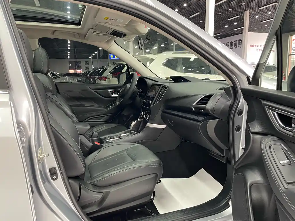 Subaru Forester 2021 — фото 18