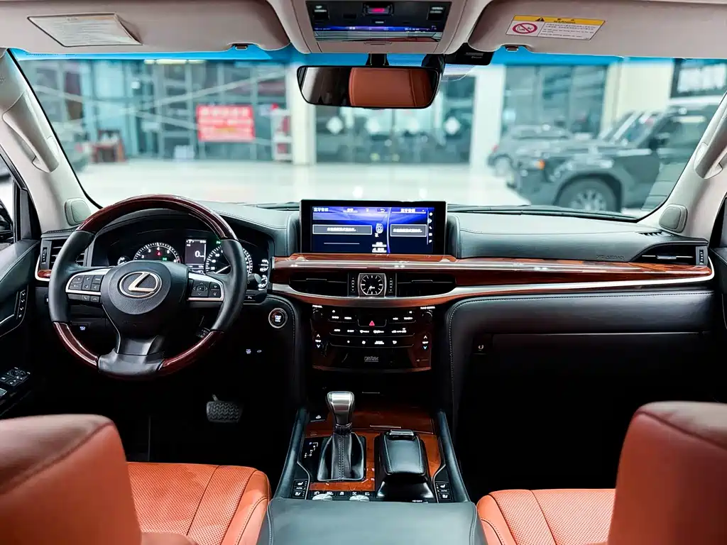 Lexus LX 2019