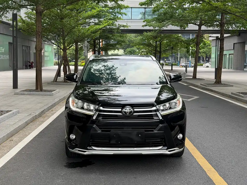 Toyota Highlander 2019 — фото 2