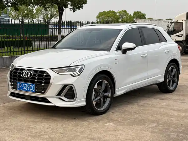 Audi Q3 2022