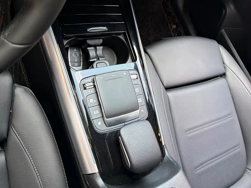 Mercedes-Benz GLA 2022 — фото 15