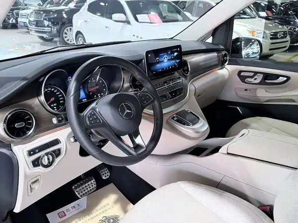 Mercedes-Benz V-Class 2020