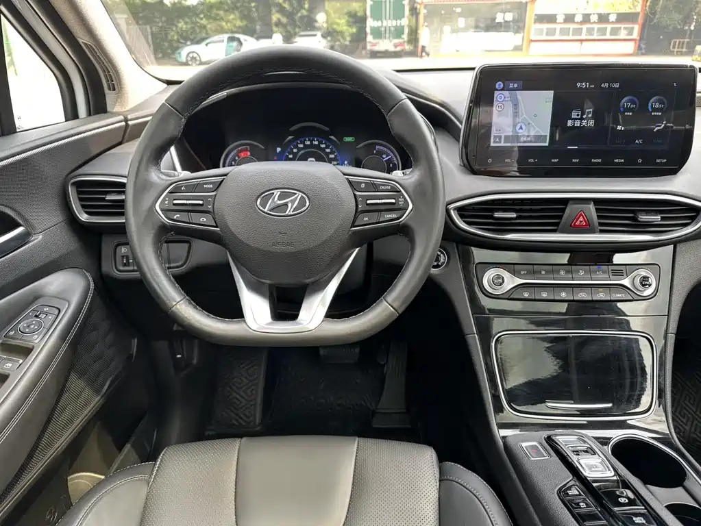 Hyundai Santa Fe 2020 — фото 4