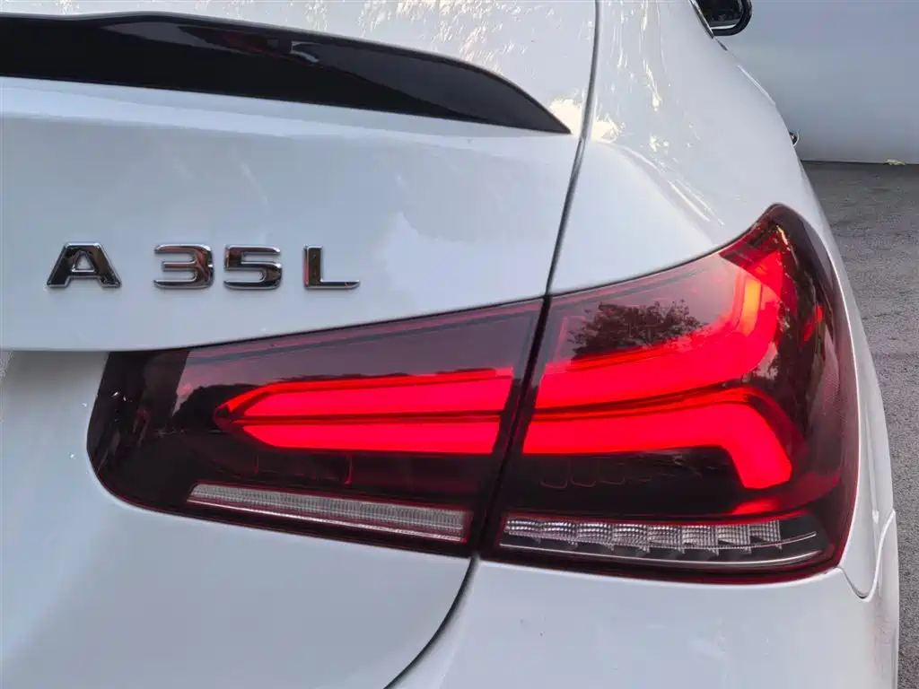 Mercedes-Benz A-Class AMG 2022 — фото 24