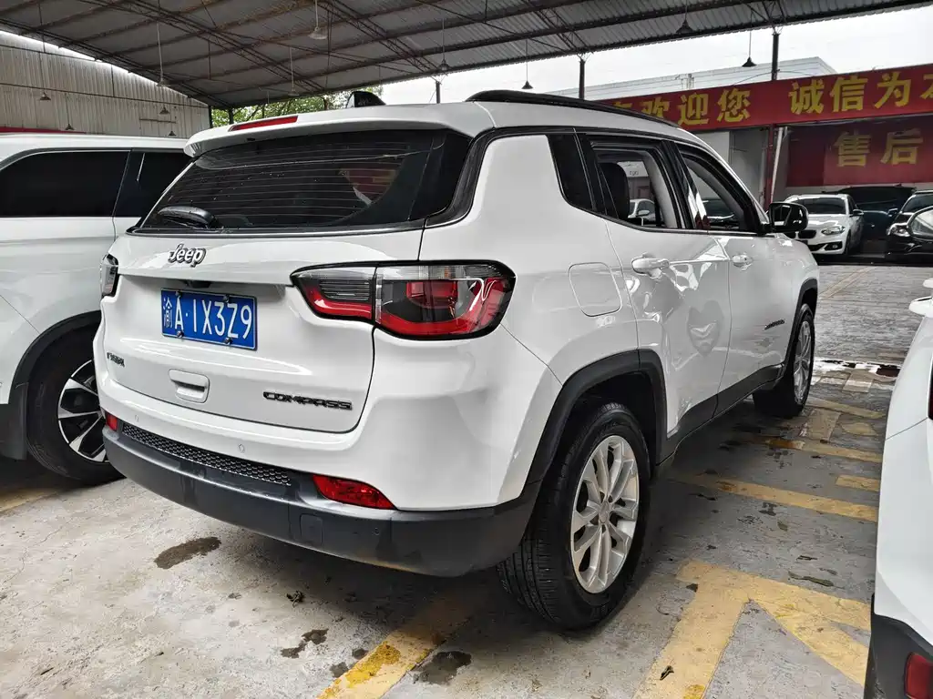 Jeep Compass 2021 — фото 9