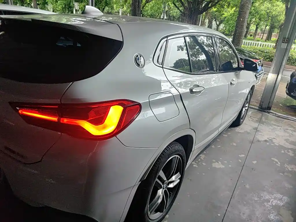BMW X2 2020 — фото 8