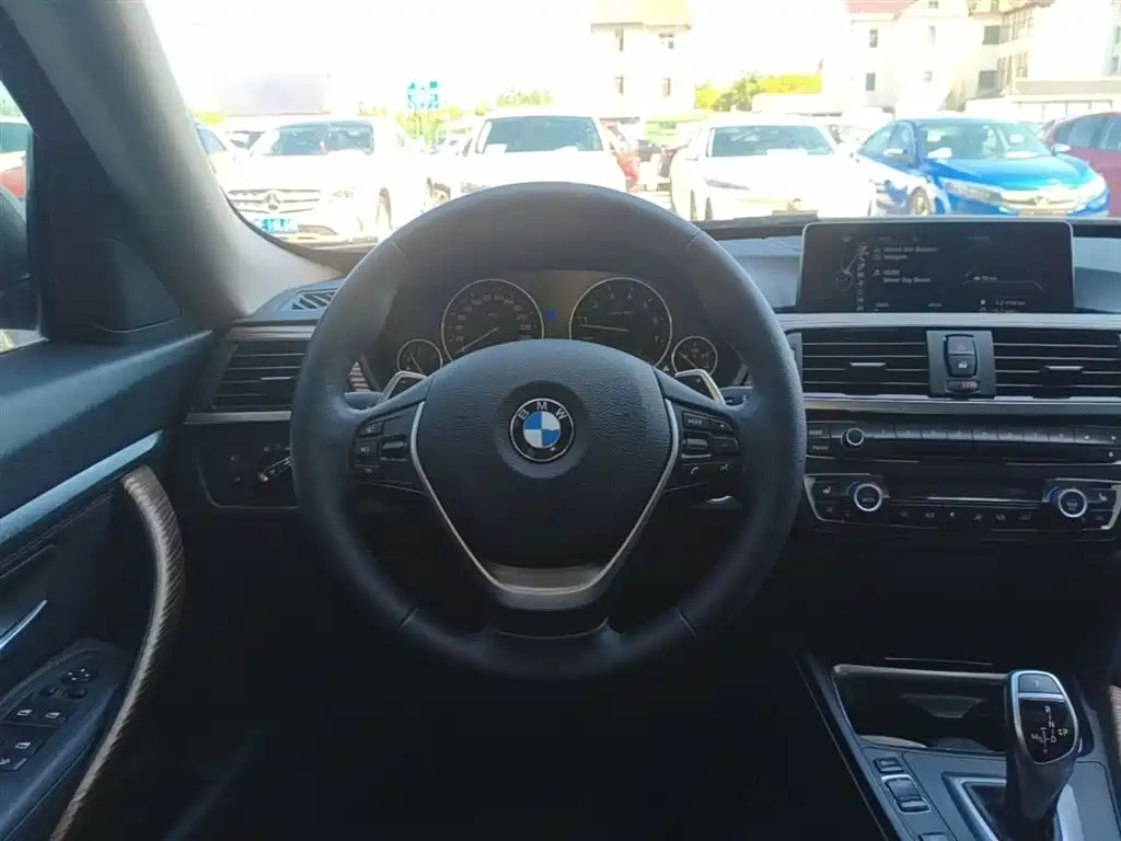 BMW 3 Series GT 2015 — фото 11