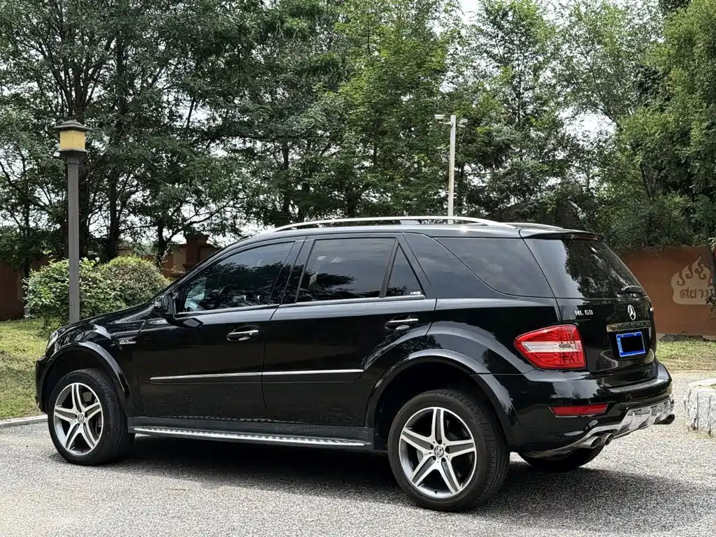 Mercedes-Benz M-Class AMG 2011 — фото 16