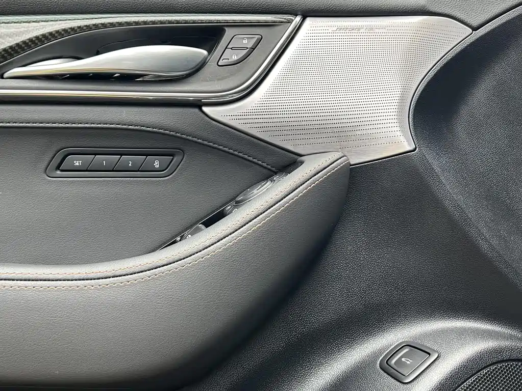 Cadillac CT5 2020 — фото 22