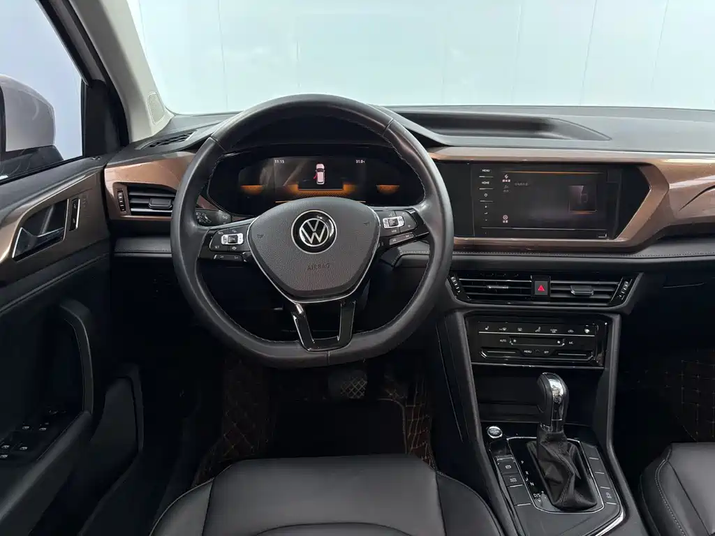 Volkswagen Tharu 2022
