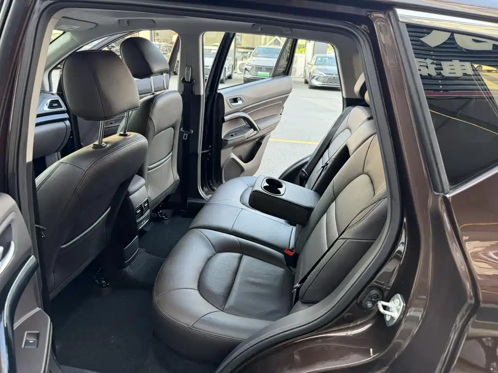 GAC Motor Trumpchi GS4 2018 — фото 18