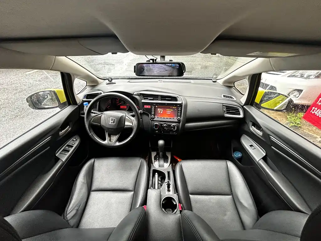 Honda Fit 2015 — фото 9