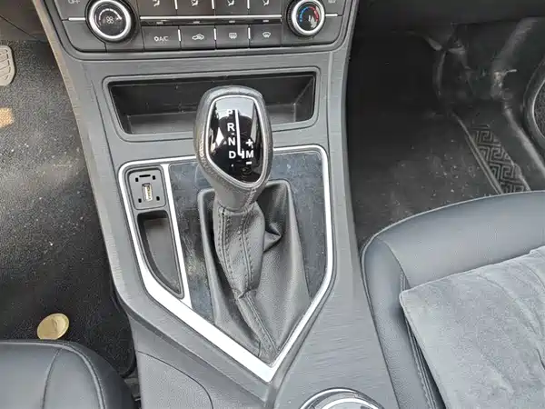 Geely Vision 2020