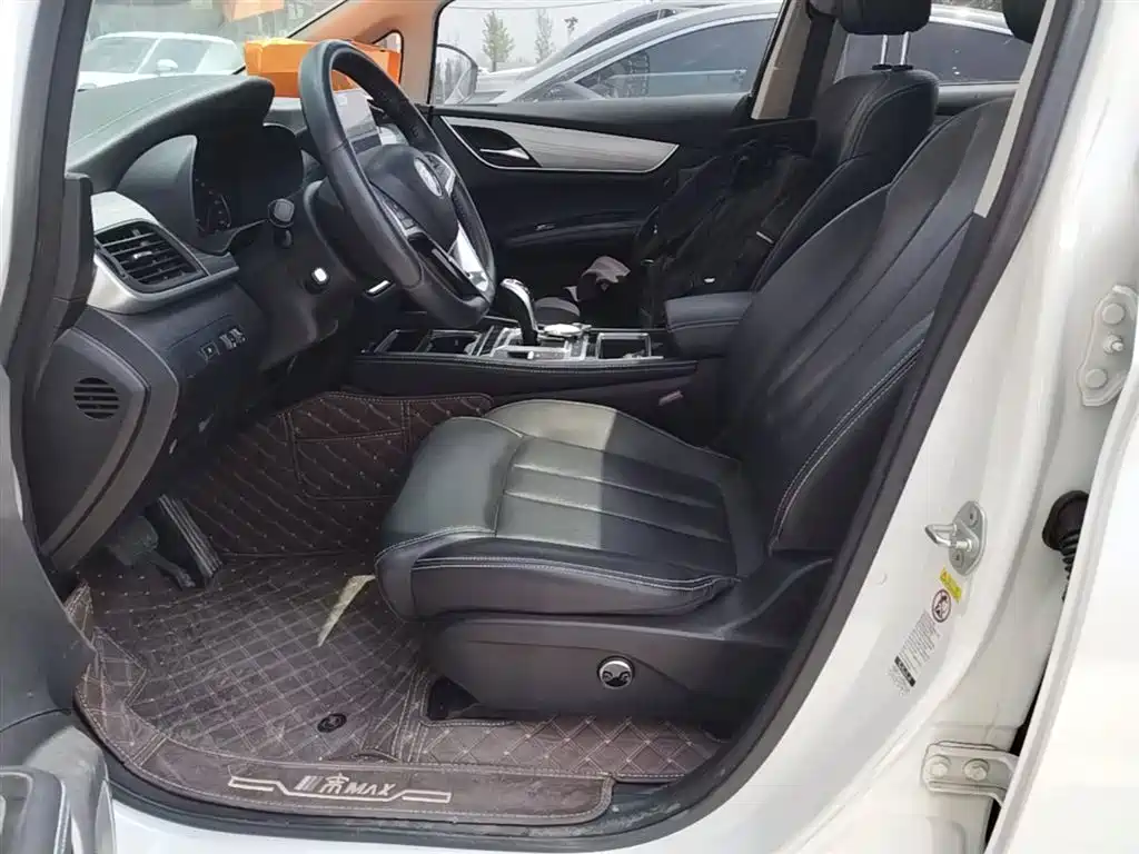 BYD MAX New Energy 2021 — фото 15