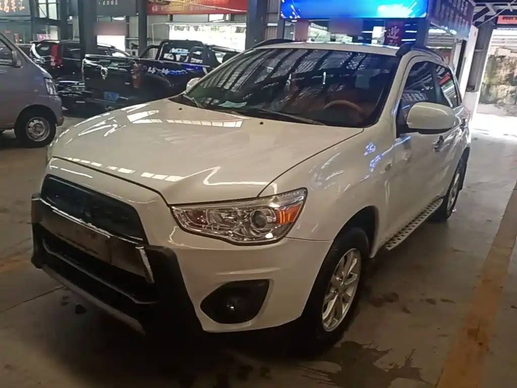 Mitsubishi ASX 2015 — фото 2