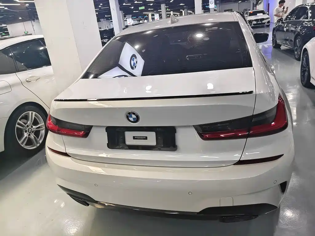 BMW 3 Series 2020 — фото 13