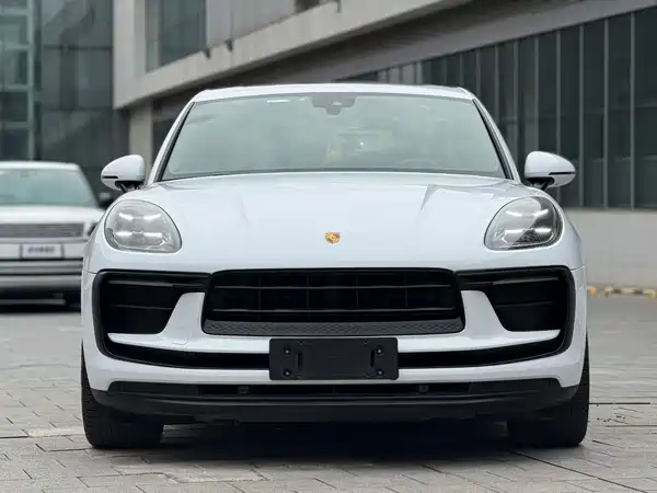 Porsche Macan 2022