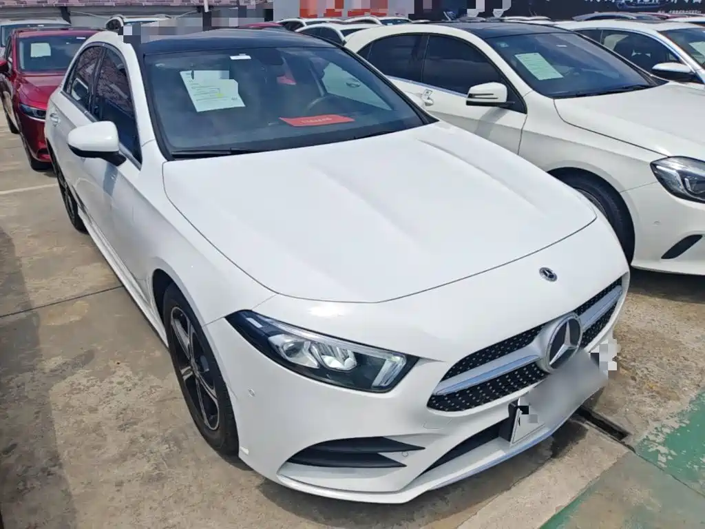 Mercedes-Benz A-Class 2023 — фото 4
