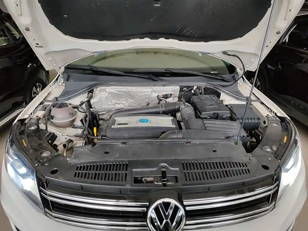 Volkswagen Tiguan 2016 — фото 20