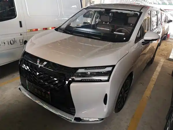 Wuling Starlight 730 New Energy 2025