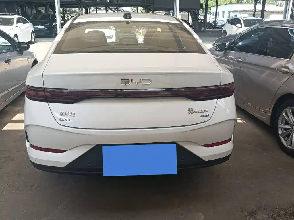 BYD Qin PLUS 2025 — фото 15