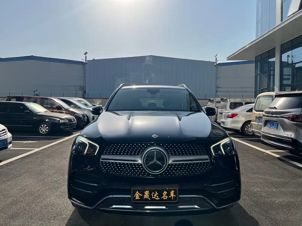 Mercedes-Benz GLE 2020 — фото 2