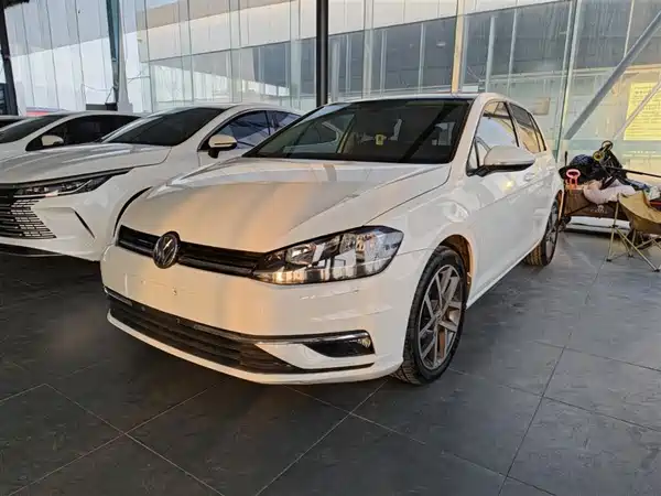 Volkswagen Golf 2020