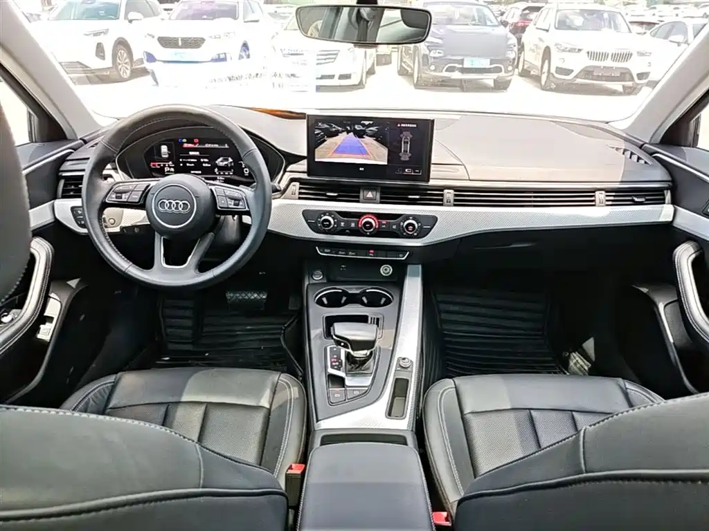 Audi A4L 2021 — фото 10