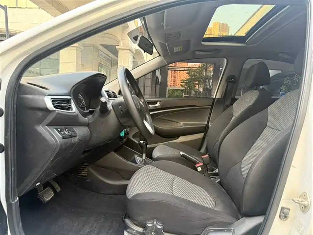 Hyundai Verna 2018 — фото 6