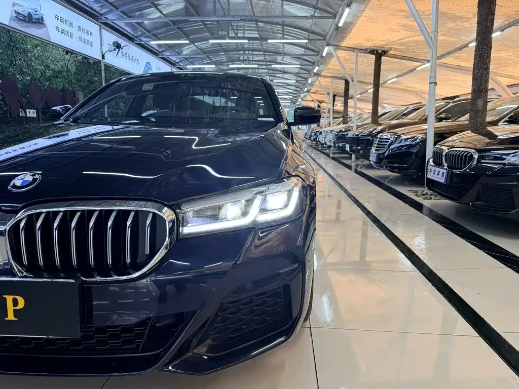 BMW 5 Series 2023