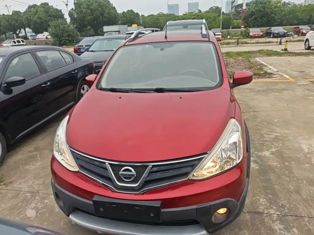 Nissan Livina 2015 — фото 3