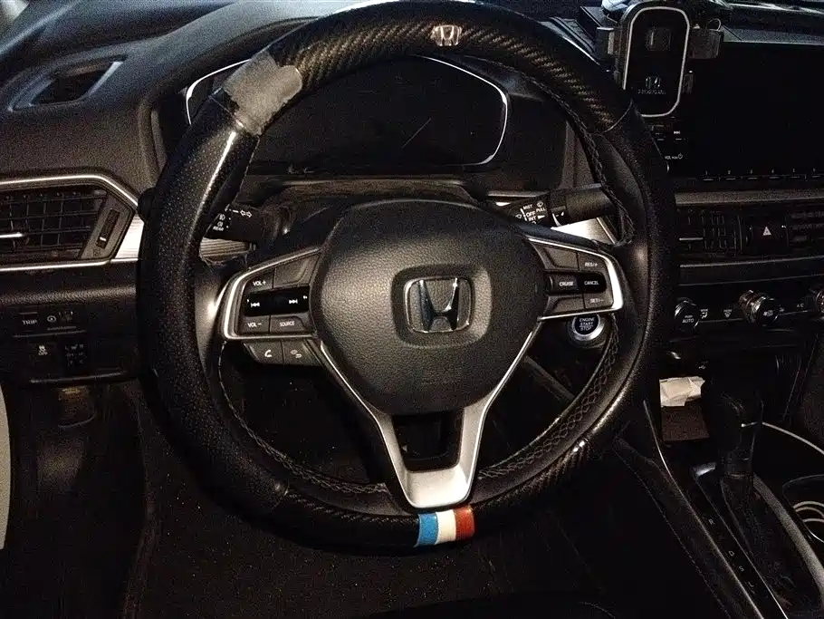 Honda Accord 2021 — фото 15