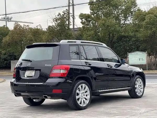Mercedes-Benz GLK-Class 2011