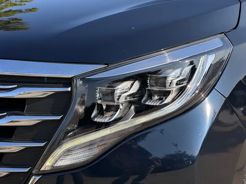 GAC Motor Trumpchi M8 2018 — фото 4