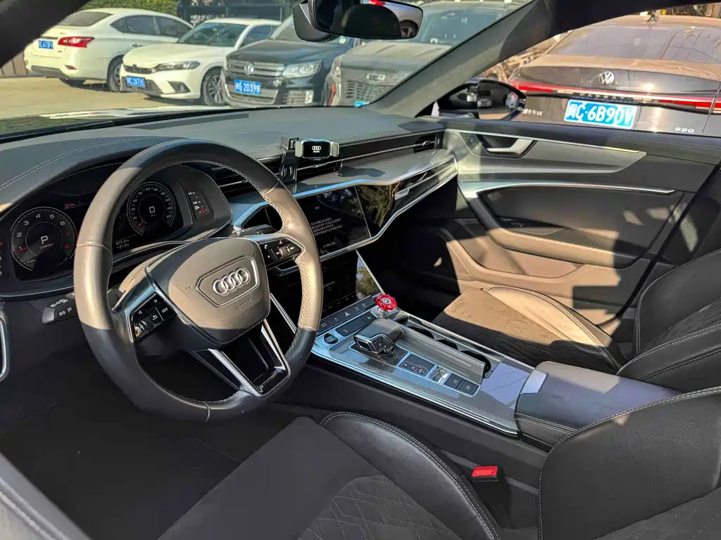 Audi A6L 2022 — фото 8