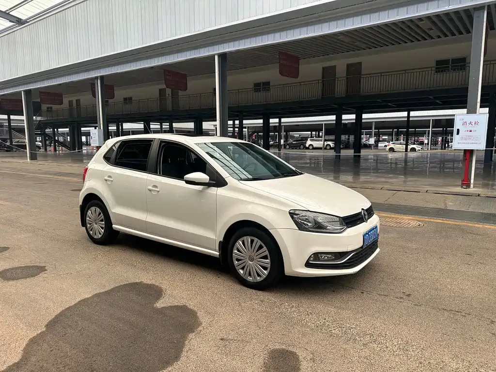 Volkswagen Polo 2017 — фото 3