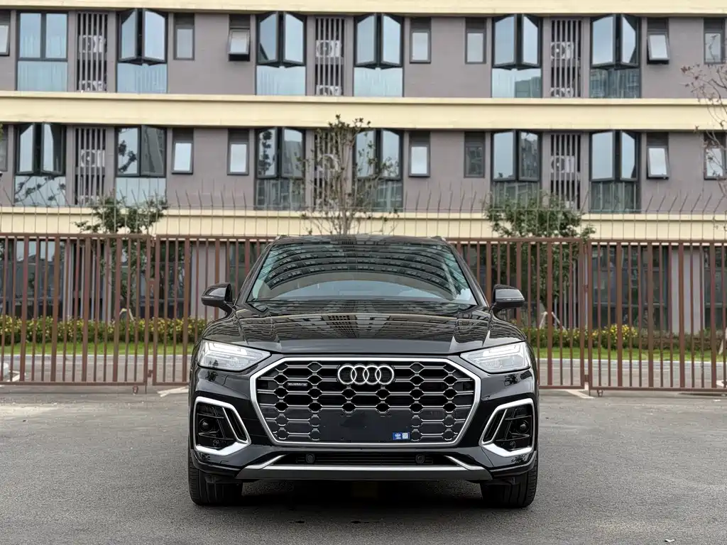 Audi Q5L 2023 — фото 3