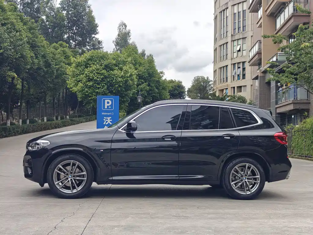 BMW X3 2021 — фото 22