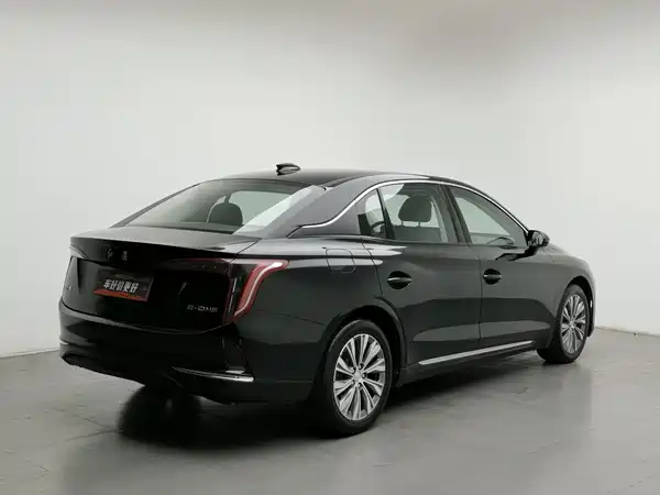 Hongqi E-QM5 2022