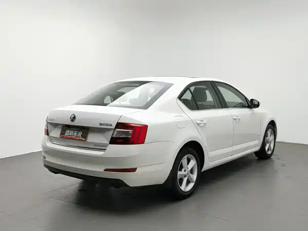 Skoda Octavia 2015
