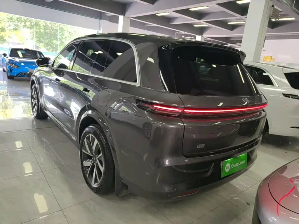 Li Auto Li L8 2023