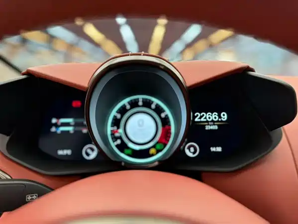 Aston Martin V8 Vantage 2018