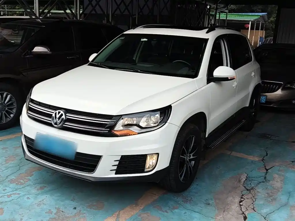 Volkswagen Tiguan 2015 — фото 2