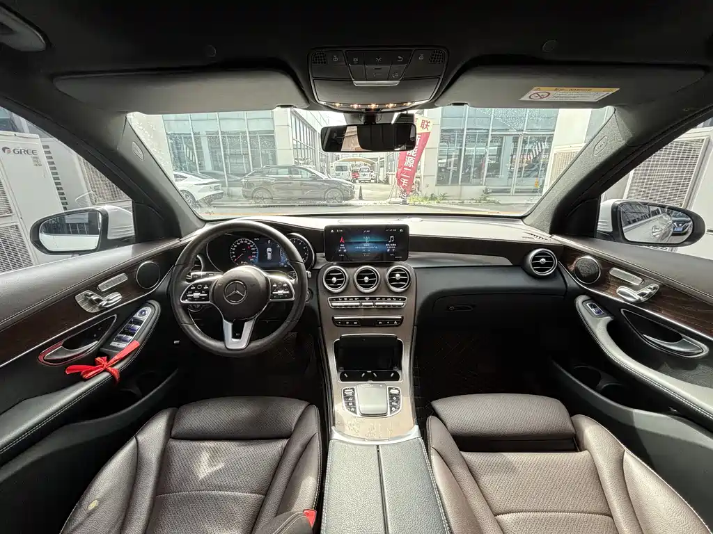Mercedes-Benz GLC 2021