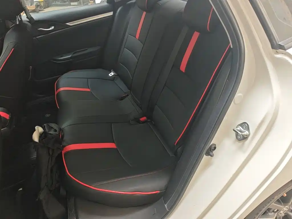 Honda Civic 2019 — фото 13