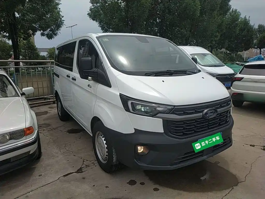 Ford Transit 2024