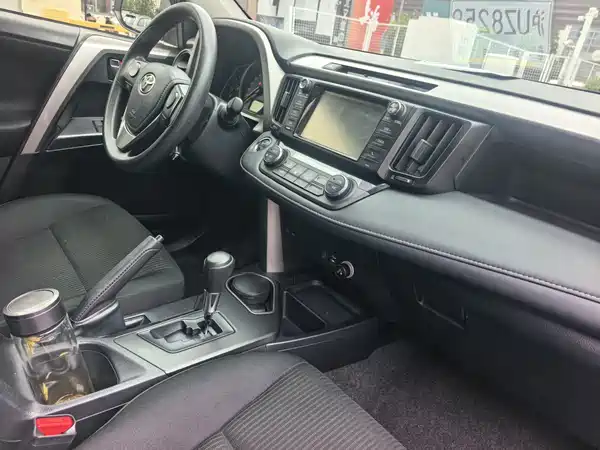 Toyota RAV4 2017
